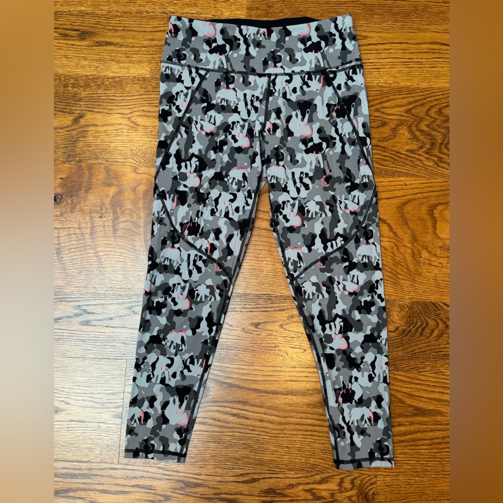 Sweaty Betty The Power 3/4 Workout Leggings. Size M. Camo Print